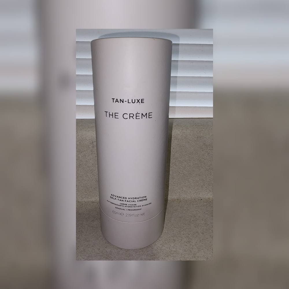 The Crème ADVANCED HYDRATION SELF-TAN FACIAL CRÈME NEW!